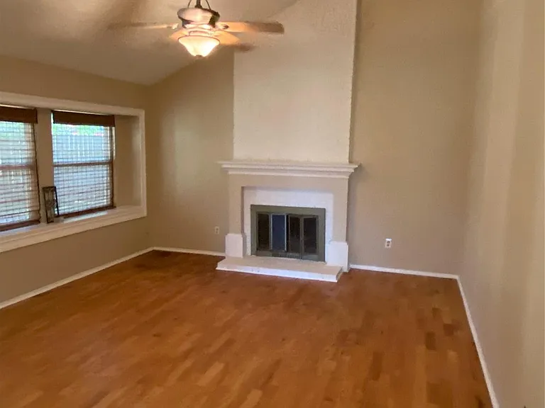 22503 Dabney Manor Ln — Photo 9