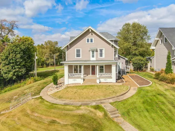 670 E Jennings St, Newburgh, IN 47630