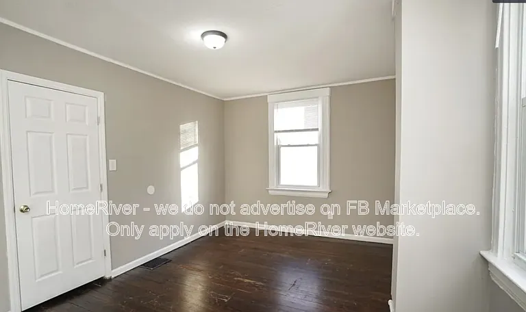 5121 Silver St — Photo 7