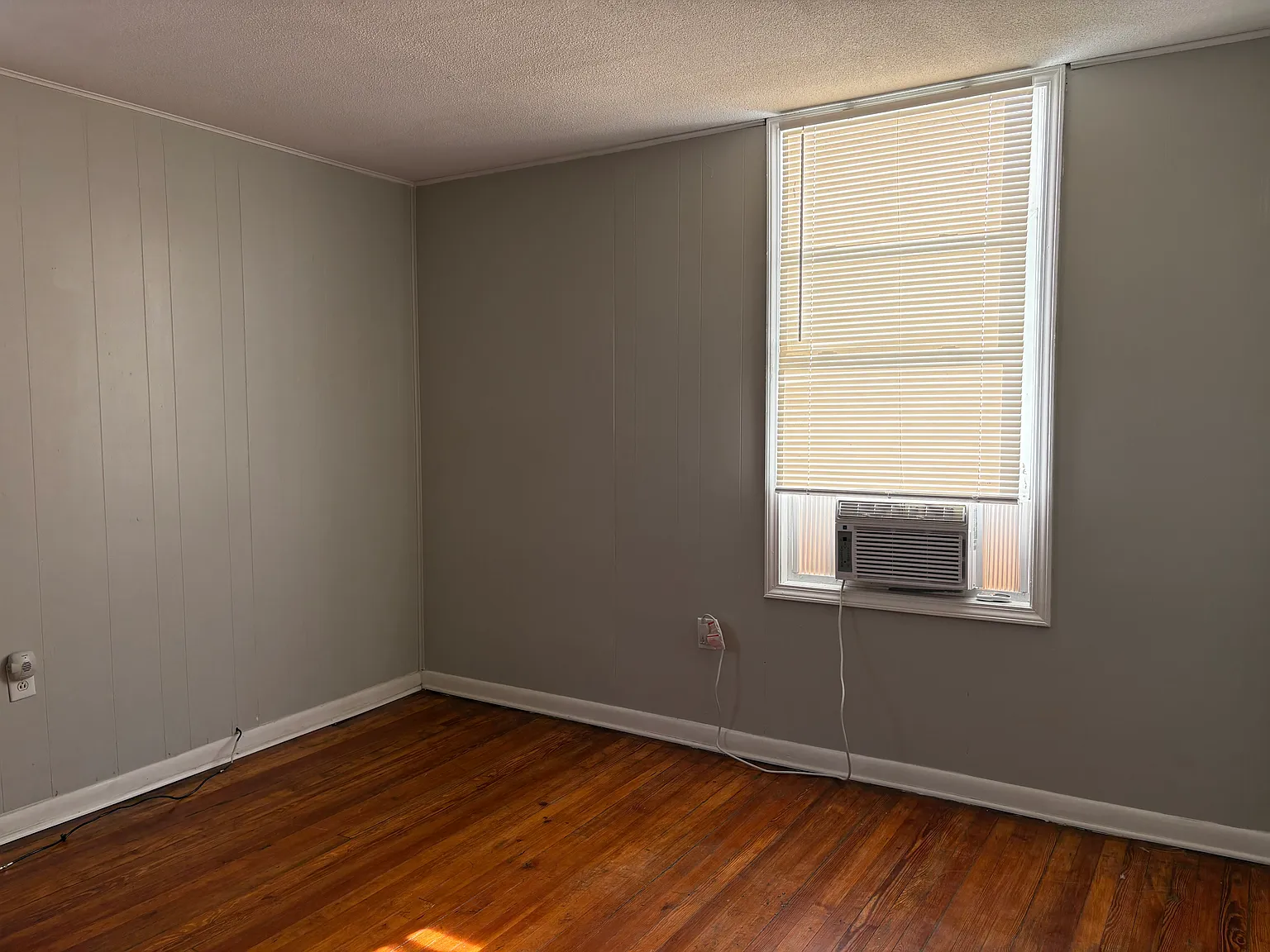 1 bed, 825 sqft, $800 — Photo 3
