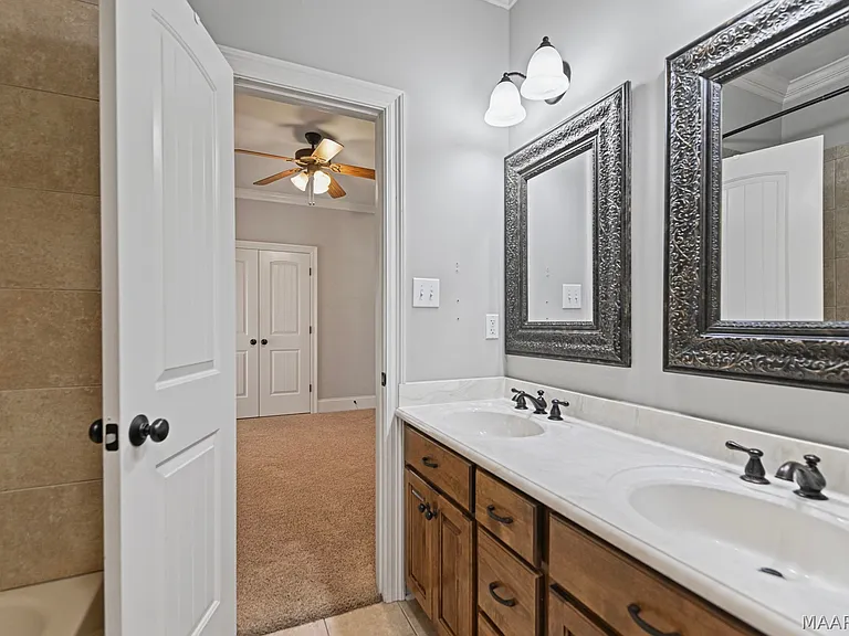 1694 Pebble Creek Dr — Photo 14