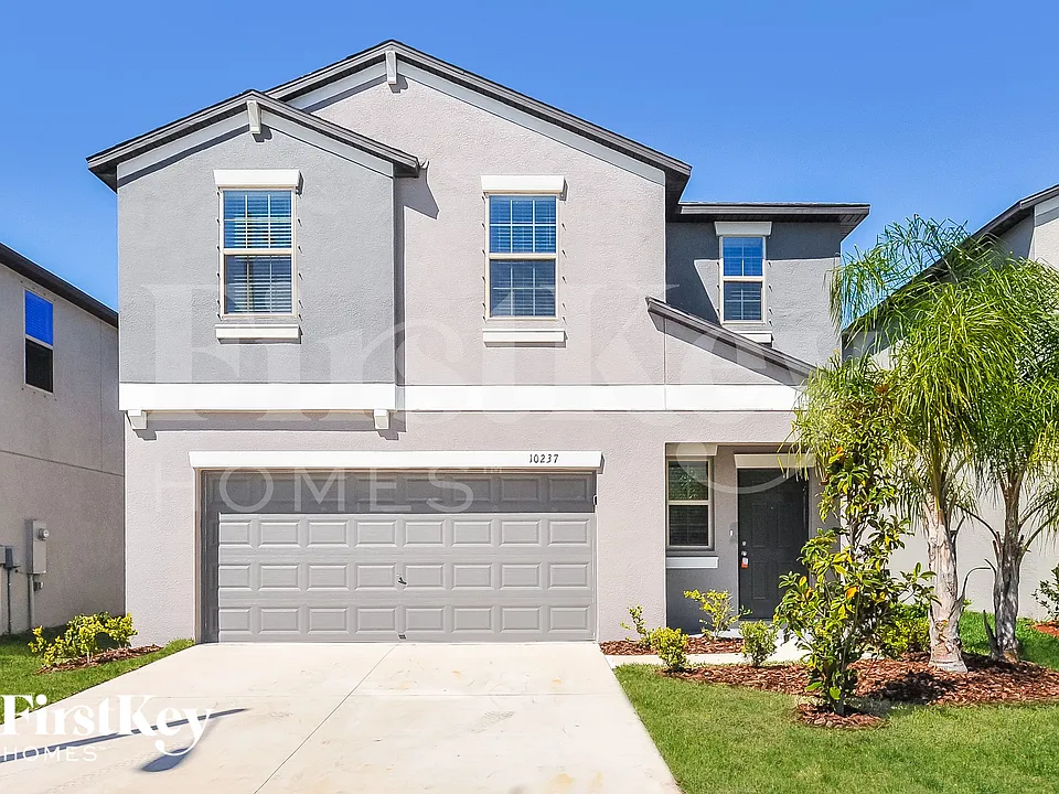 10237 Carloway Hills Dr