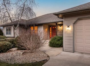 2080 Yahara Dr, Stoughton, WI 53589