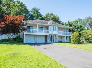 58 Skyview Ter, Manchester, CT 06040