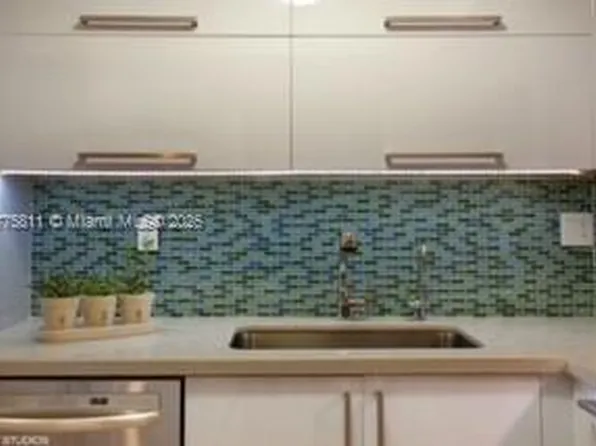 4000 Towerside Ter APT 409, Miami, FL 33138
