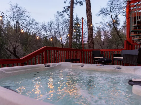 529 Greenwood Dr, Meadow Vista, CA 95722