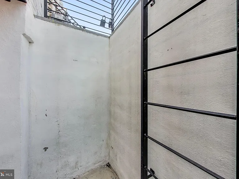 1444 Harvard St NW #1 — Photo 18