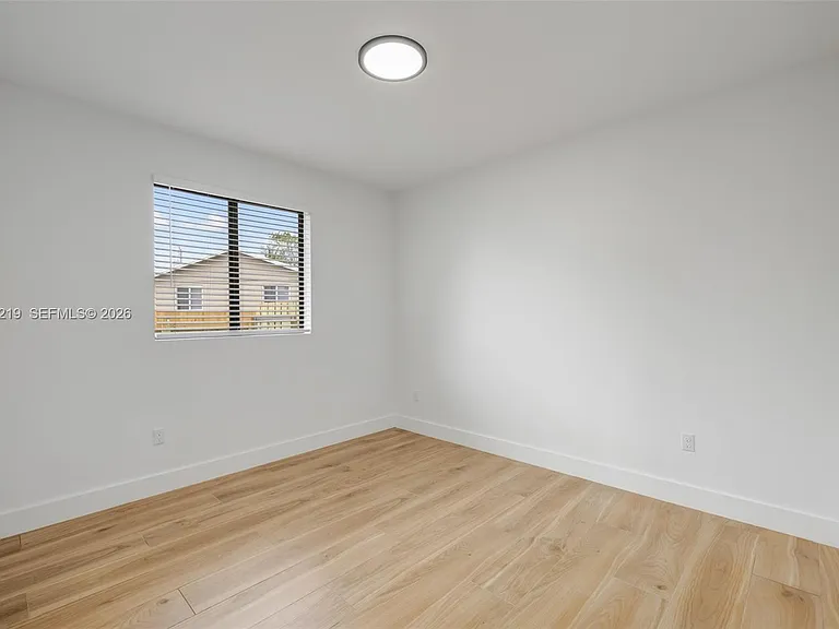 11088 SW 219th St — Photo 14