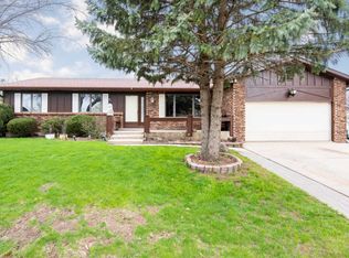 1640 Marikay Ave, Aurora, IL 60505