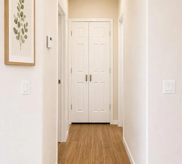 1601 Cortlandt St #4 — Photo 12