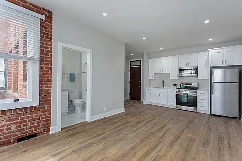 Floor plan 306