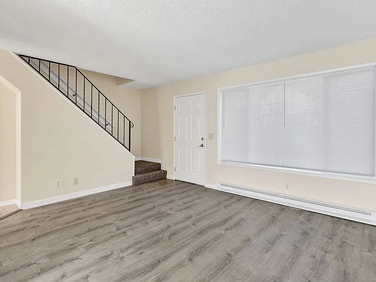 1418 Harris Ave — Photo 15