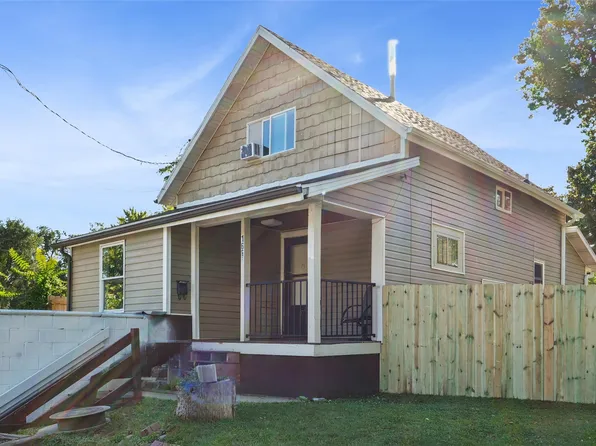 1656 Martin Luther King Jr Pkwy, Des Moines, IA 50314