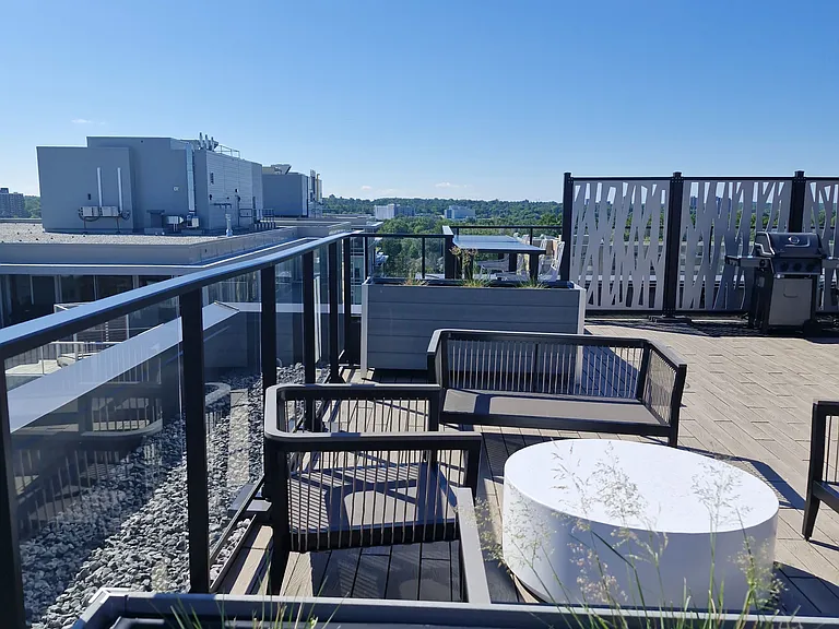 360 Deschatelets Ave #104 — Photo 34