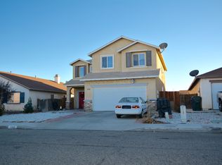 11945 Pepperwood St, Victorville, CA 92392