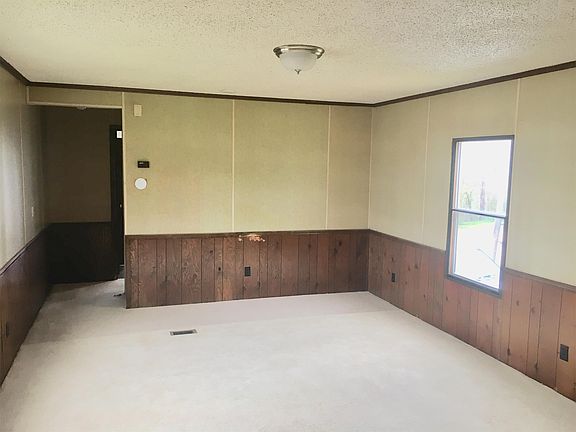 2nd image of 807 Edgemont Ave Lot 16