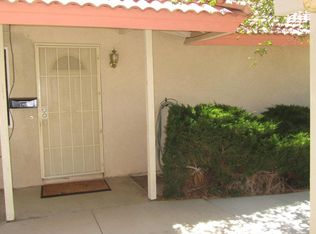 18785 Siskiyou Rd #B, Apple Valley, CA 92307