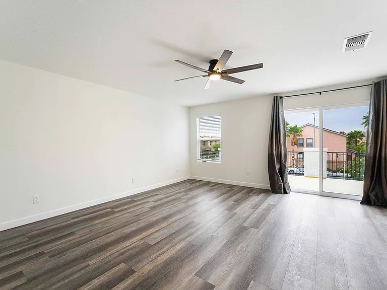 7547 Mojave Wind Ave — Photo 10