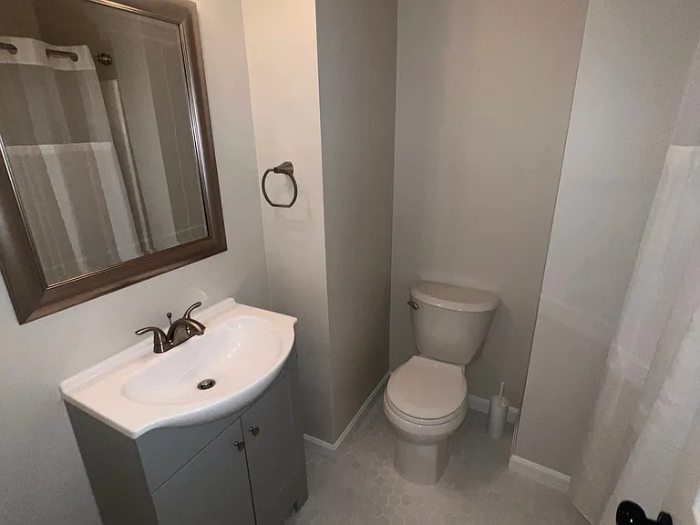 7504 Fairwood Ln — Photo 31
