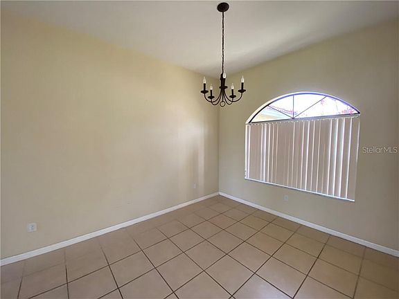 5th image of 429 Caraway Dr
