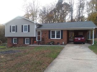 1660 Brookford Rd, Kernersville, NC 27284