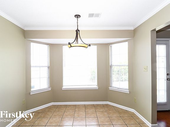 5th image of 8942 Fulton Ln