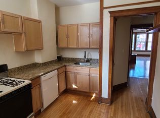 (Undisclosed Address), Chicago, IL 60657