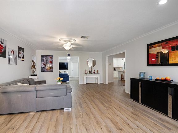 4th image of 2531 NW 83rd Way
