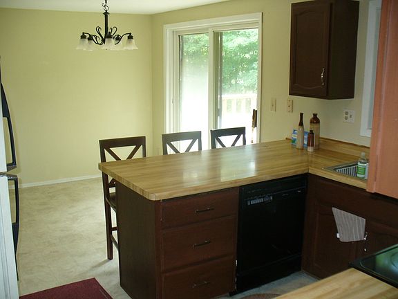 KITCHEN TO DINING ROOM