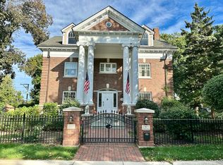 287 Vincent Pl, Elgin, IL 60123