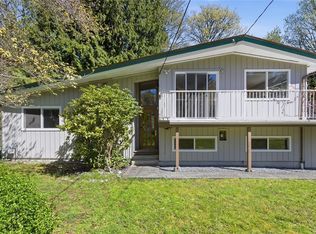 1805 Deerborne Pl, Nanaimo, BC V9T 1A1