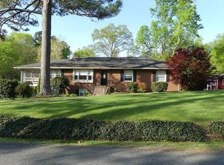 7507 Turf Ln, Richmond, VA 23225