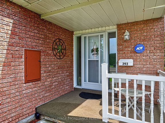3rd image of 393 Malabar Dr