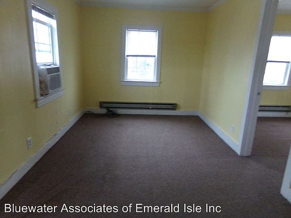 2nd image of 3004 Market St #B