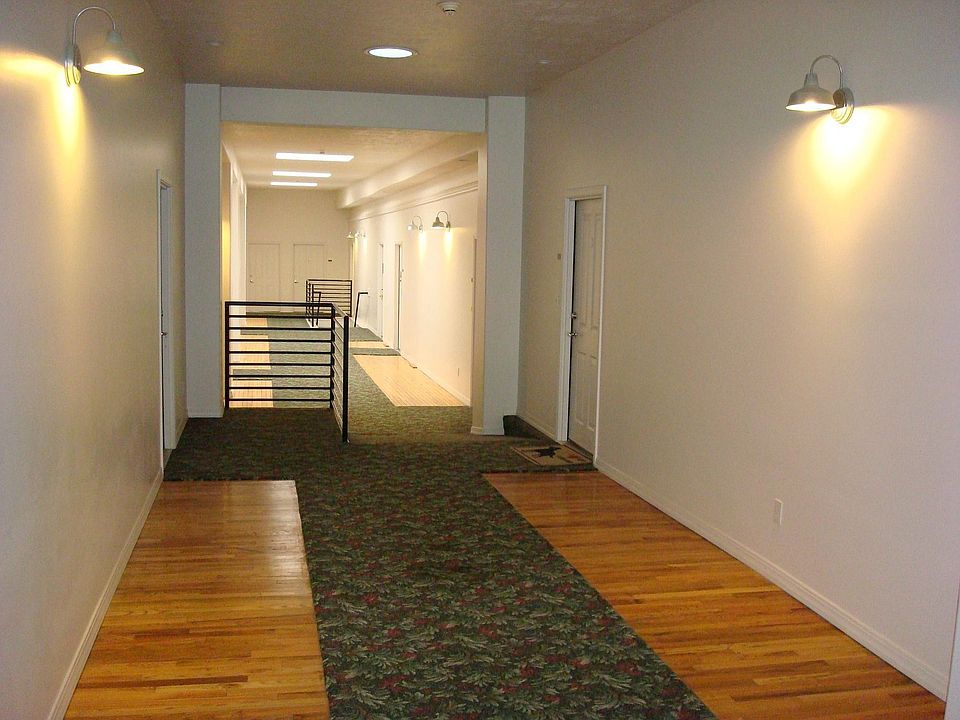 Common Area Hallway