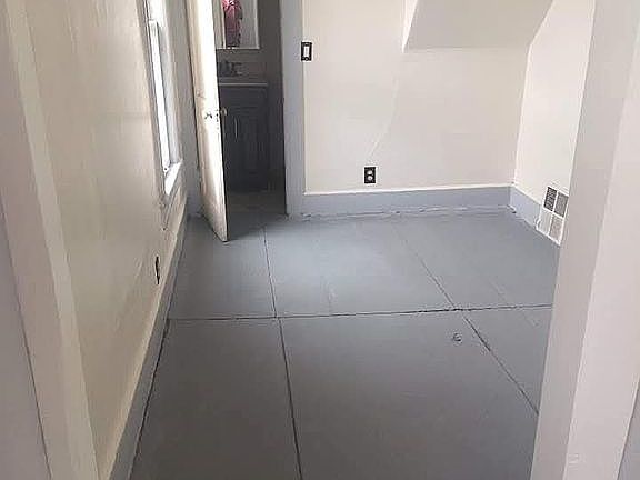 2nd image of 1827 Long Ave