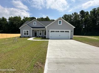 75 Cindy Rd, Richlands, NC 28574
