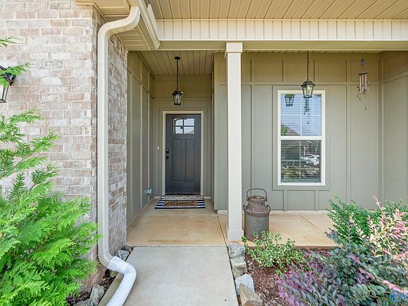 5th image of 262 John Harold Dr