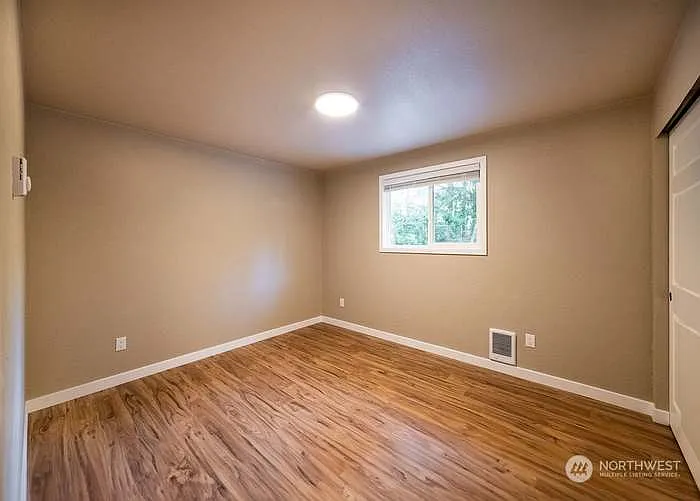 2742 Umatilla Dr — Photo 12