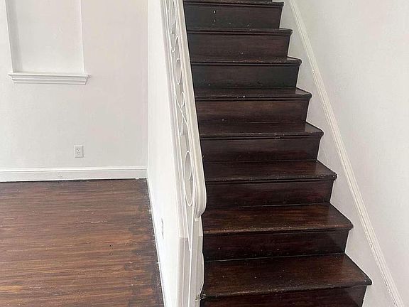 4th image of 1169 Magnolia Ave