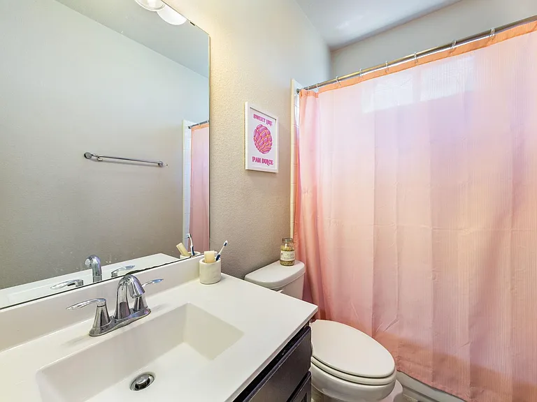 4628 Page St — Photo 20
