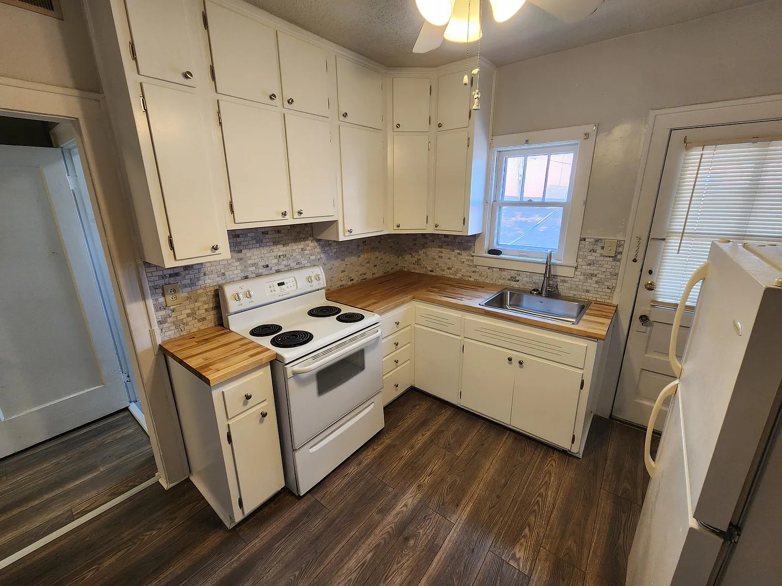 Studio, 650 sqft, $900 — Photo 4