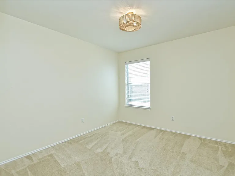 811 Encinita Dr — Photo 12