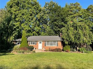 3268 Morewood Rd, Akron, OH 44333