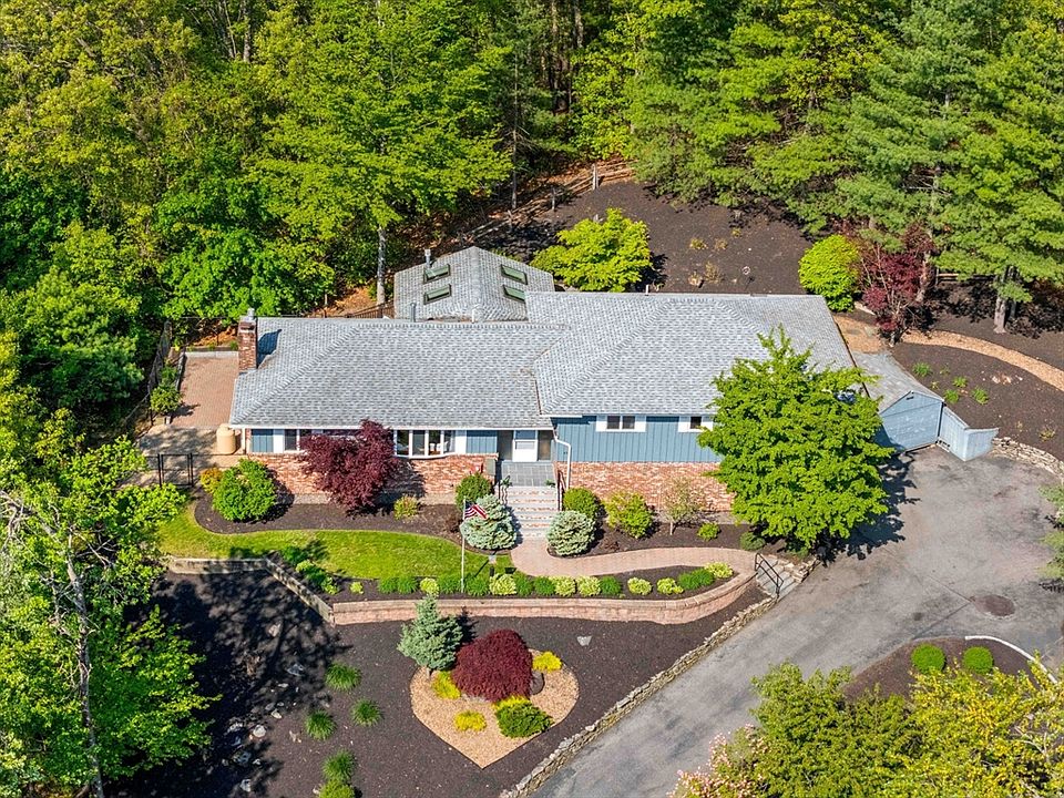 1st image of 12 Howard Rd