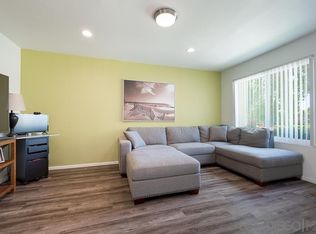10560 Kerrigan Ct, Santee, CA 92071