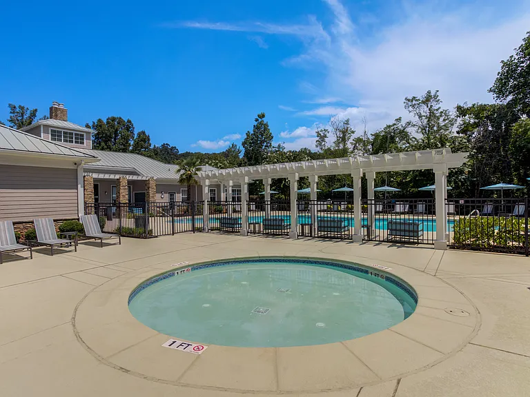 Marina Pointe — Photo 14