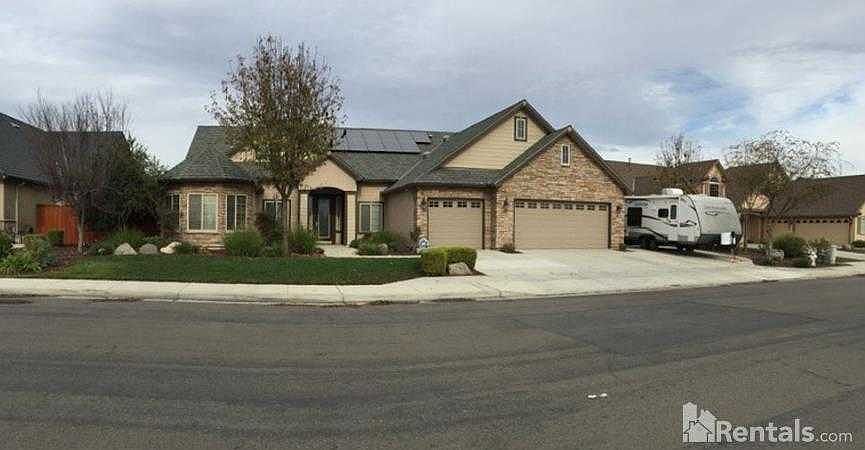 1st image of 256 W Pioneer Way
