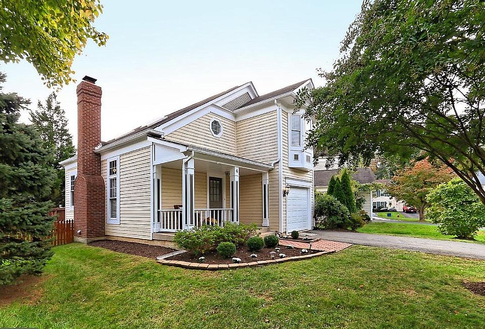 2nd image of 4 Brookmeade Ct
