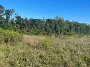 Welton Rd NE, Bolivar, OH 44612